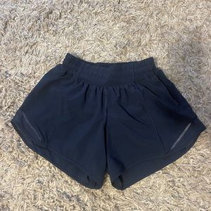 Lululemon Hotty Hot shorts/Navy/ Size 2